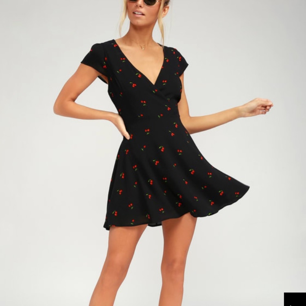 Lulu’s black cherry skater dress